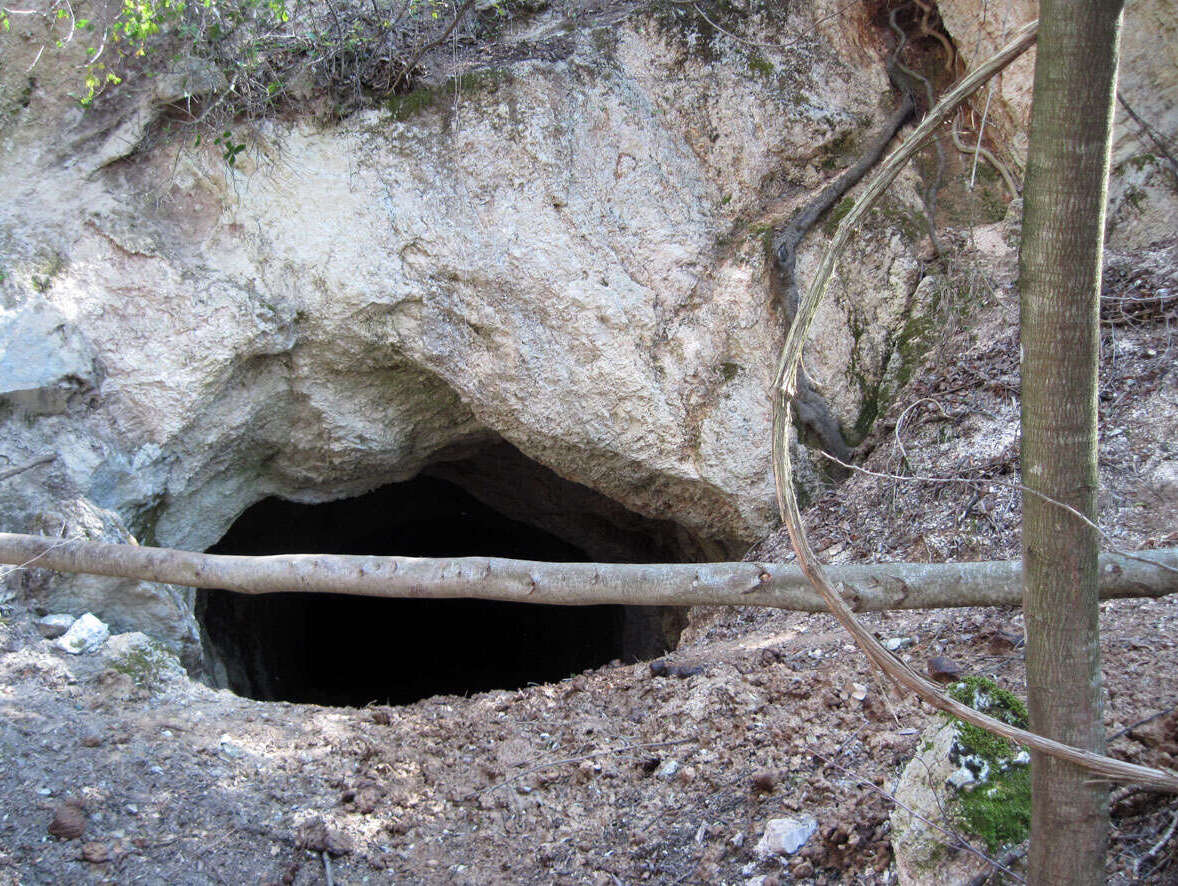 Miniere di Asfalto - Colle San Magno
