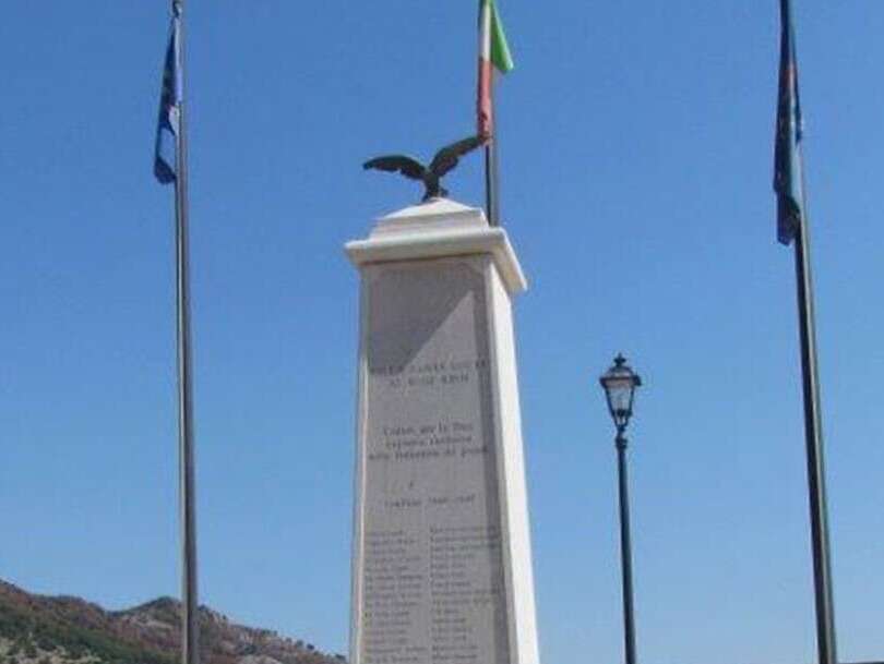 Monumento ai Caduti - Villa Santa Lucia