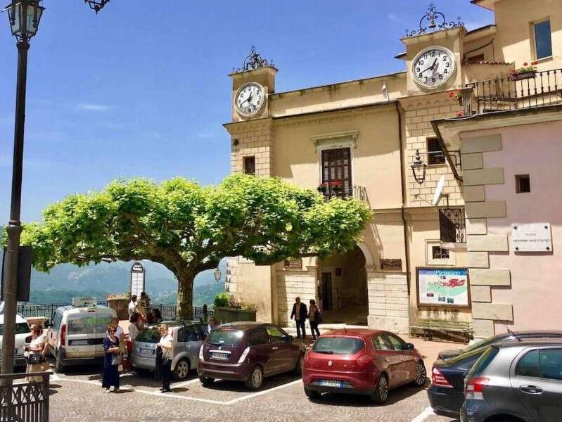 piazza-ernesto-capocci