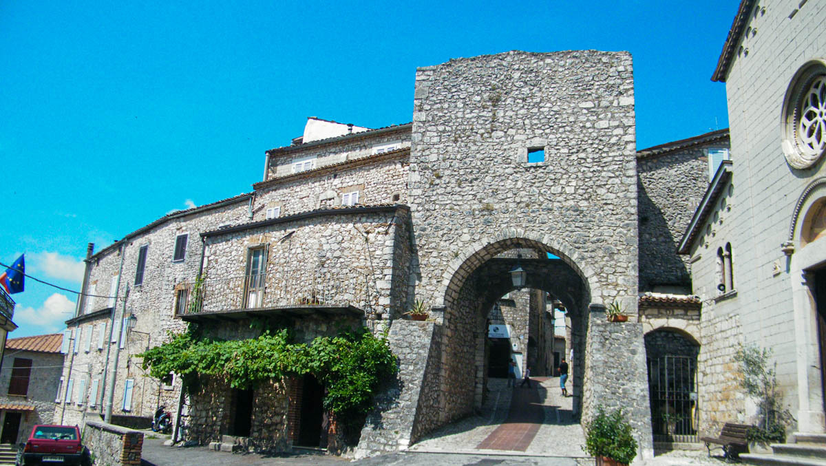 porta-santa-croce-veroli