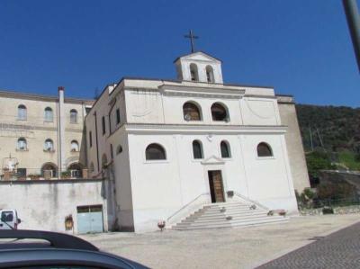 santuario-della-madonna-delle-grazie-e-convento-di-sant-angelo-in-fortunula-villa-santa-lucia